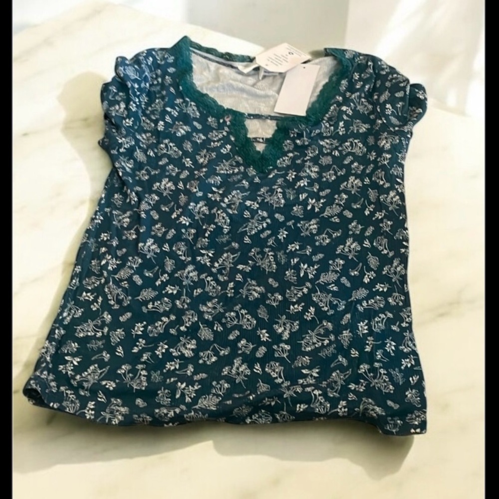 Hippie rose shirt